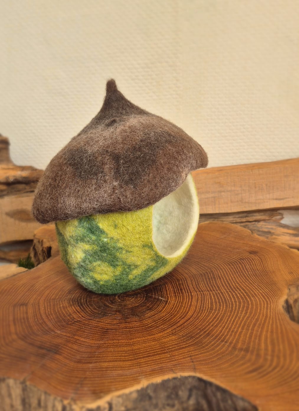 Eikelhuisje voor op de Jaartafel